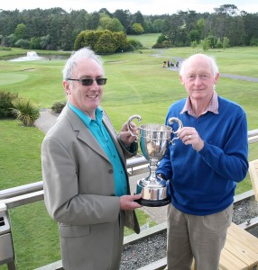 Editor Kieran Walsh presents the Munster Express cup to Pat Fahy