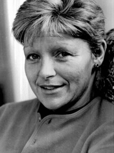 Tosh was involved in the investigation of the murder of journalist Veronica Guerin in 1996. 