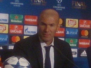 Real Madrid manager Zinedine Zidane speaks to the press after the match 