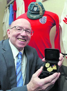 Nicky once took on World Cup winner Nobby Stiles and his illustrious Man United team mates in a five-a-side tournament played at Kilcohan Park.   