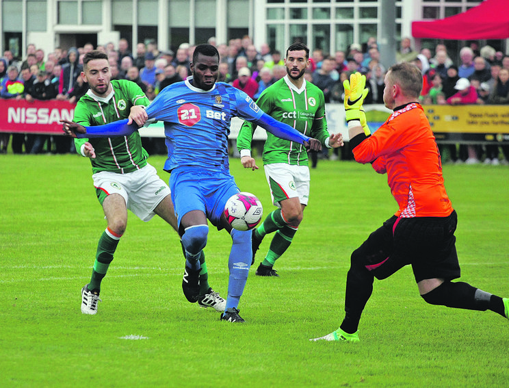  Izzy Akinade shoots for goal against Skerries Town in the FAI Cup last Saturday.