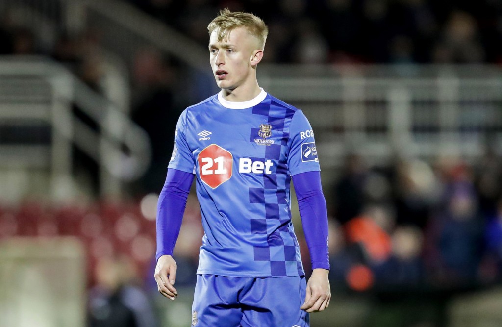 Waterford native Dean O’Halloran has re-signed for Waterford FC 