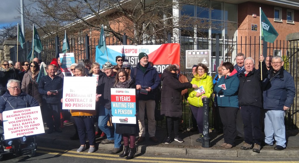 Community Employment scheme workers pictured protesting on the Cork Road yesterday (Monday).  