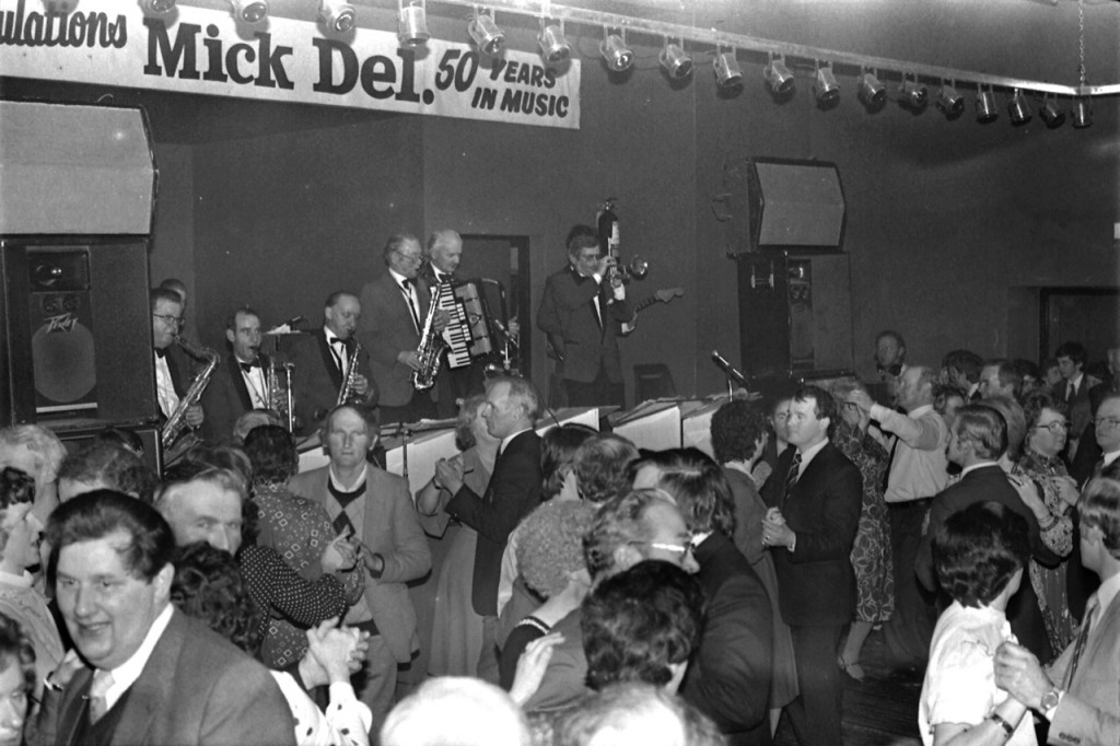 The famous Mick Delahunty playing in The Collins Hall, Clonmel in 1983.   | Photo: Courtesy of the Donal Wylde Archive