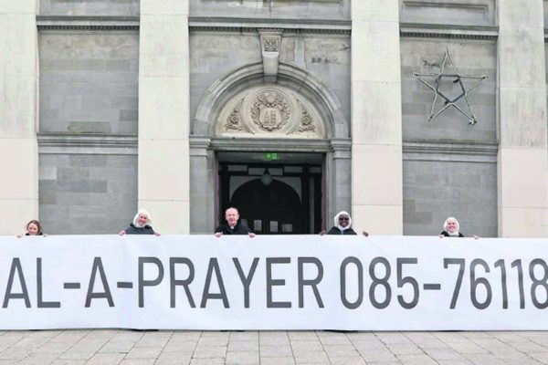 Nuns set up Dial a Prayer phone line