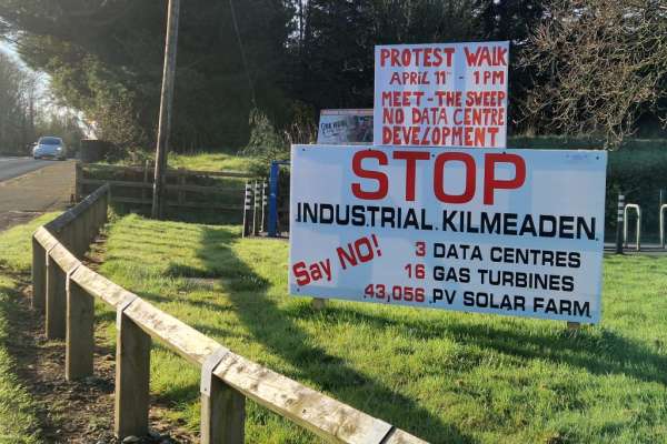 Protest walk against Kilmeaden Data Centre


&nbsp;

Demonstration this Saturday, 11 April at 1.00 pm