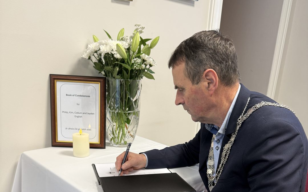 Council opens Book of Condolence for the English Family